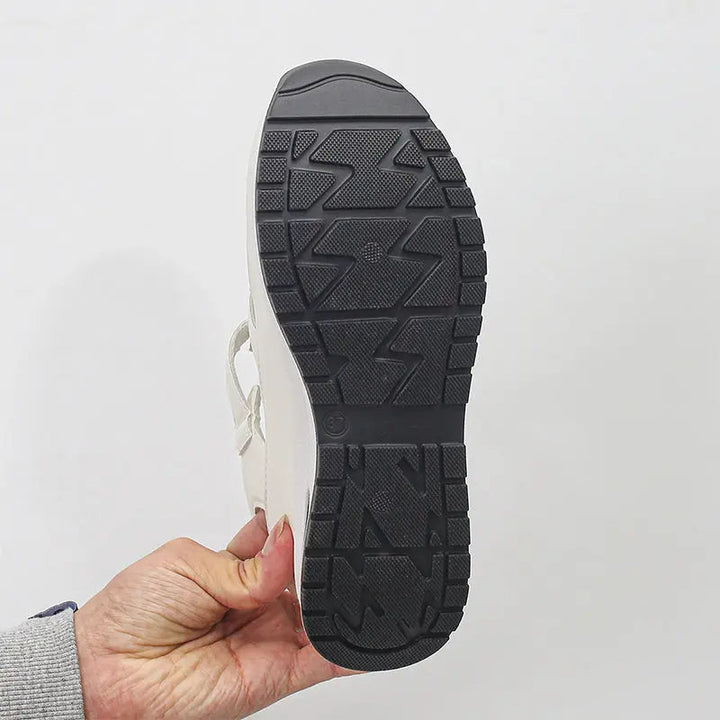 Loni perfectly cushioned sandals for women