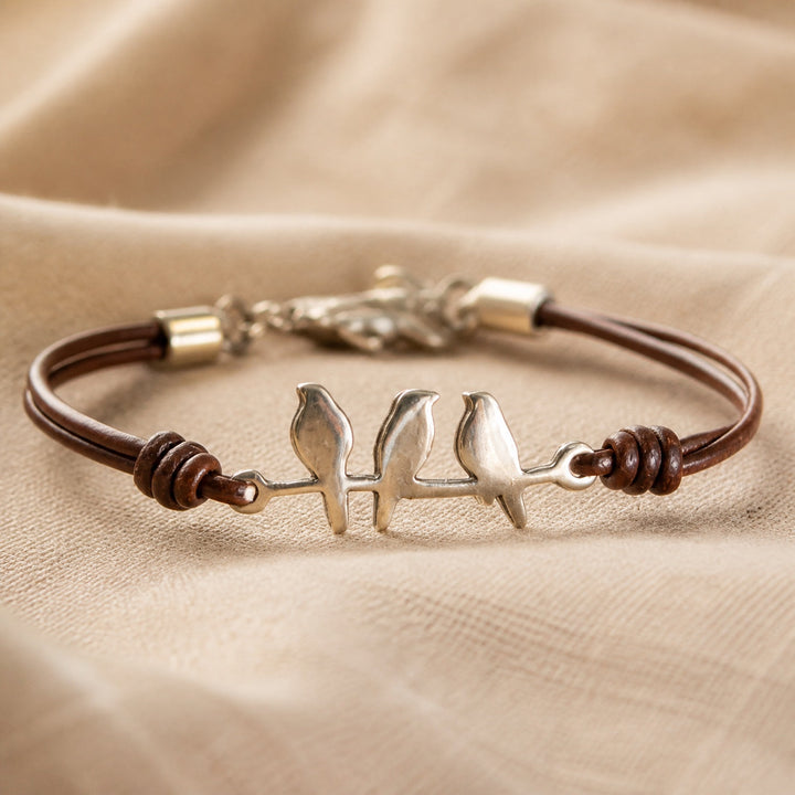 Wren vintage bird charm rope bracelet for women