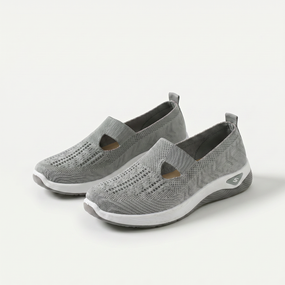 Cloudy cushioned slip-on shoes for women
