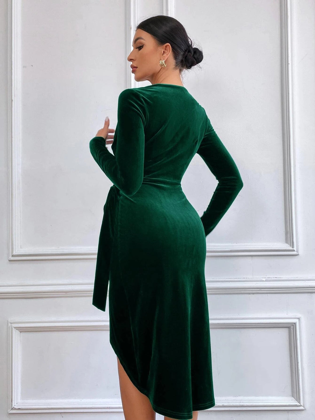 Madison Velvet Wrap Midi Dress in Royal Blue – Luxe, Figure-Flattering Silhouette