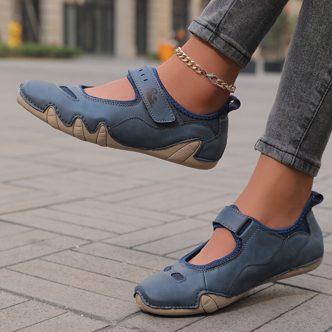 Novi lightweight comfort flats for women