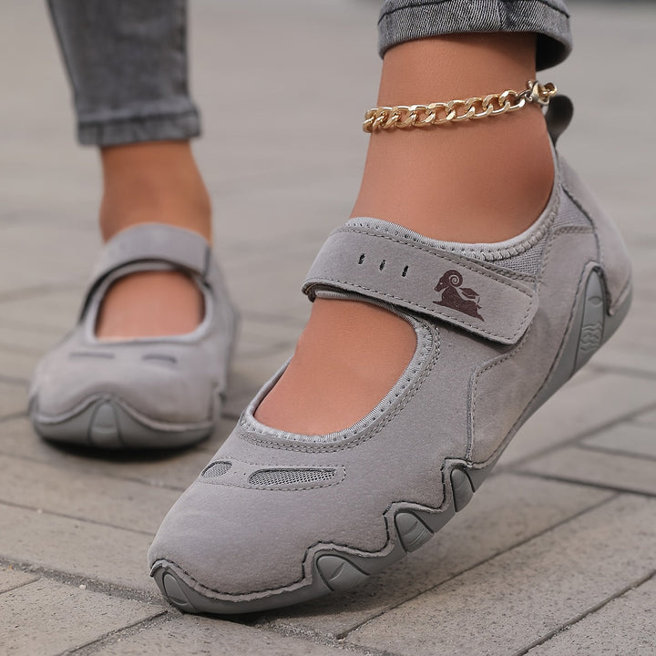 Novi lightweight comfort flats for women