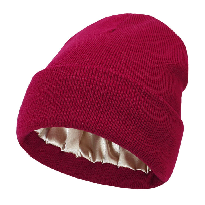 Satin-Lined Luxe Beanie — Ultimate Winter Warmth with Hair-Friendly Elegance