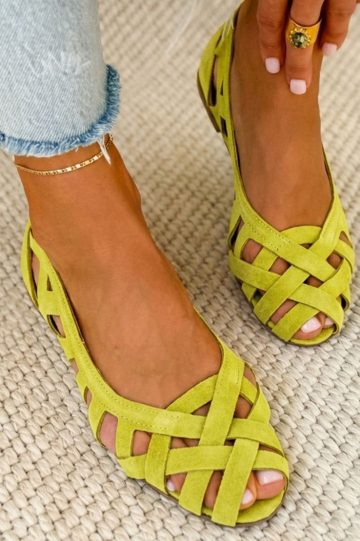 Hina flat sandals for women