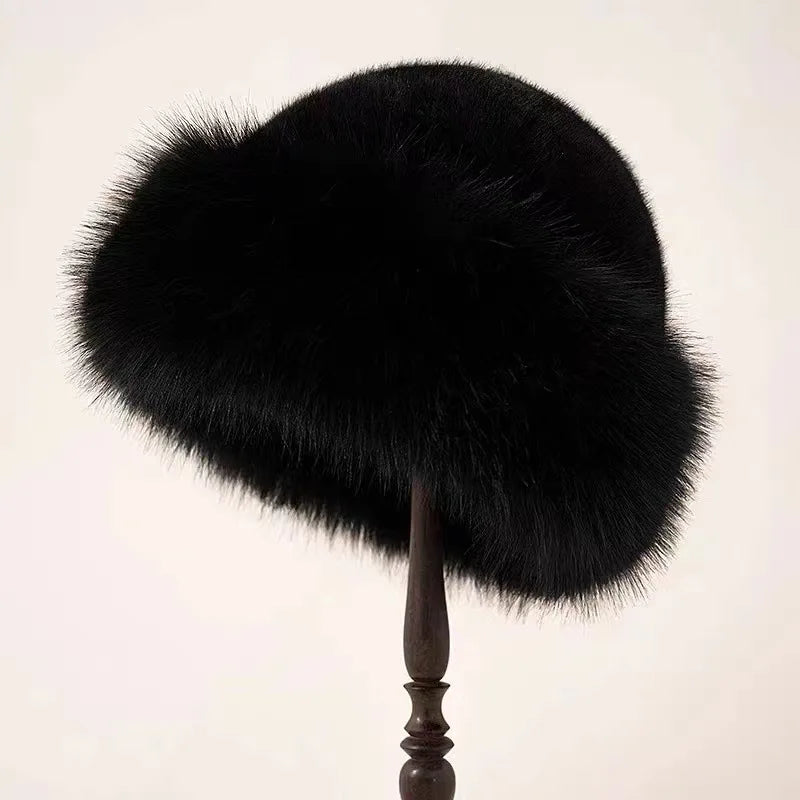 Selena™ Plush Faux Fur Hat Black– Cozy Warmth, Chic Style (Copy)