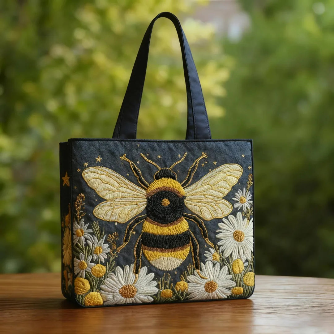 Bee, Daisies &amp; Stars handmade quilted tote for women