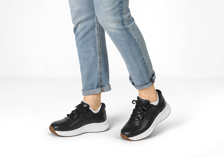 Vera hands-free comfort sneakers for women