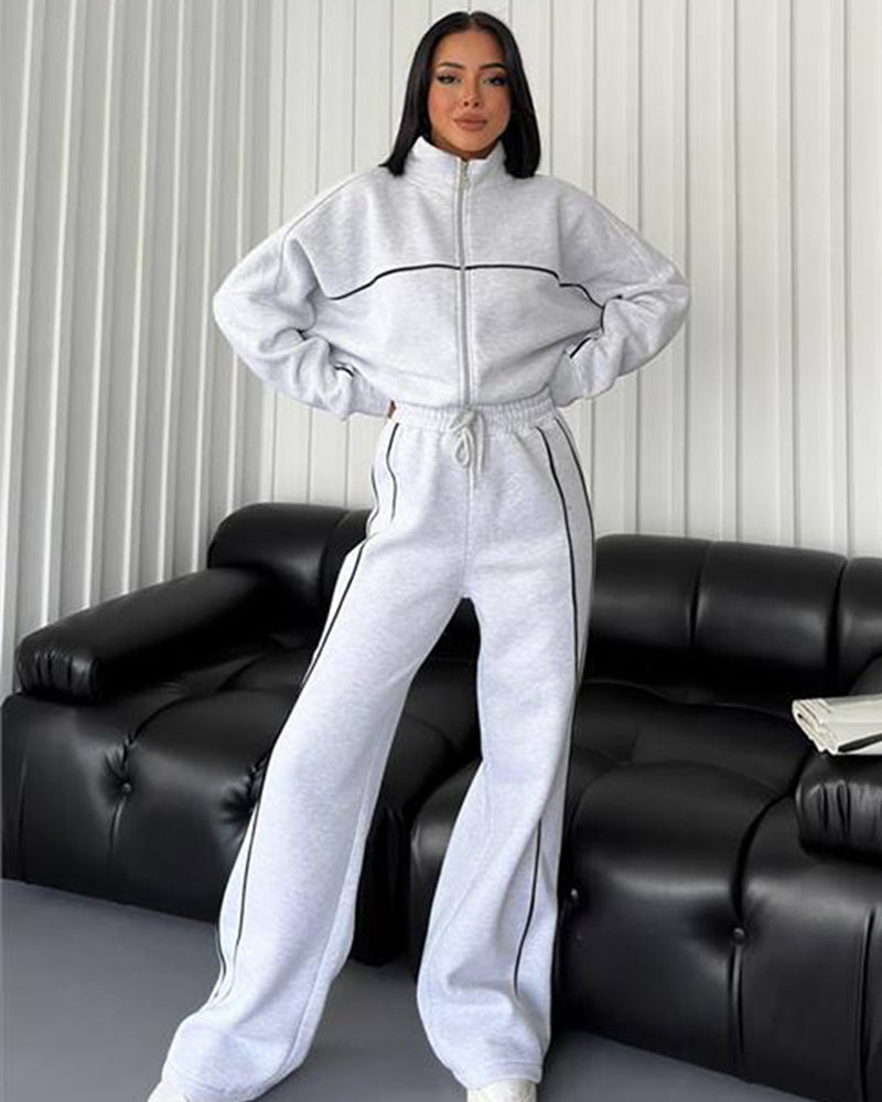 Sporty Line Design 2-Piece Matching Set