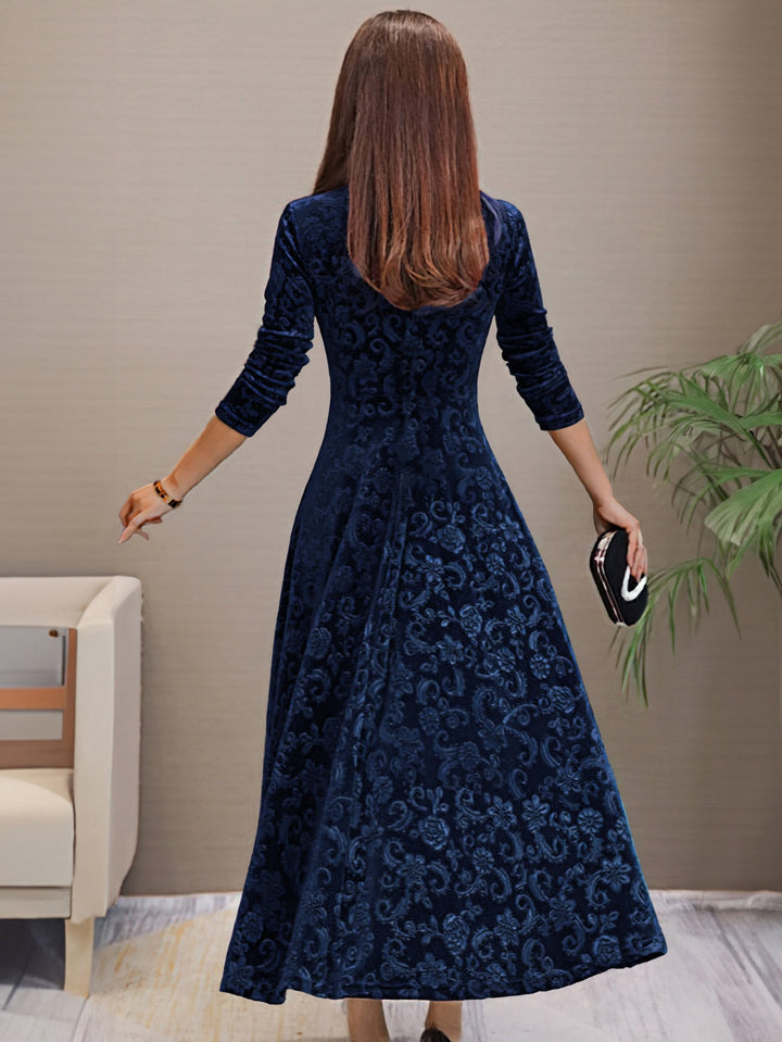Denise | Velvet Holiday Dress with Timeless Elegance