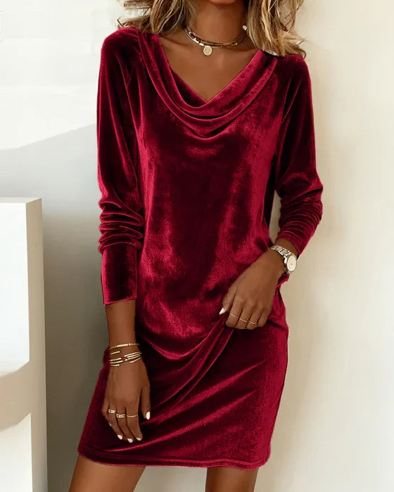 Frosina Velvet Dress - Flowing, Relaxed-Fit Silhouette