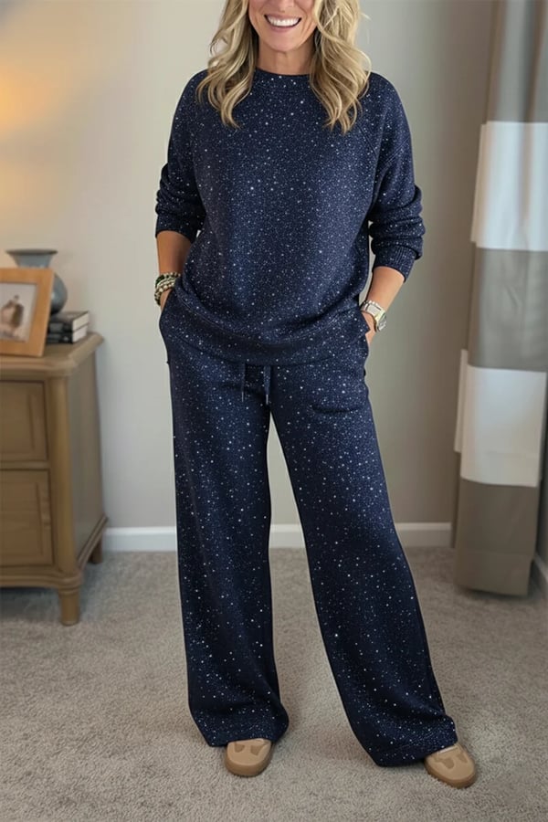 Round neckline, shiny, solid color, casual suit