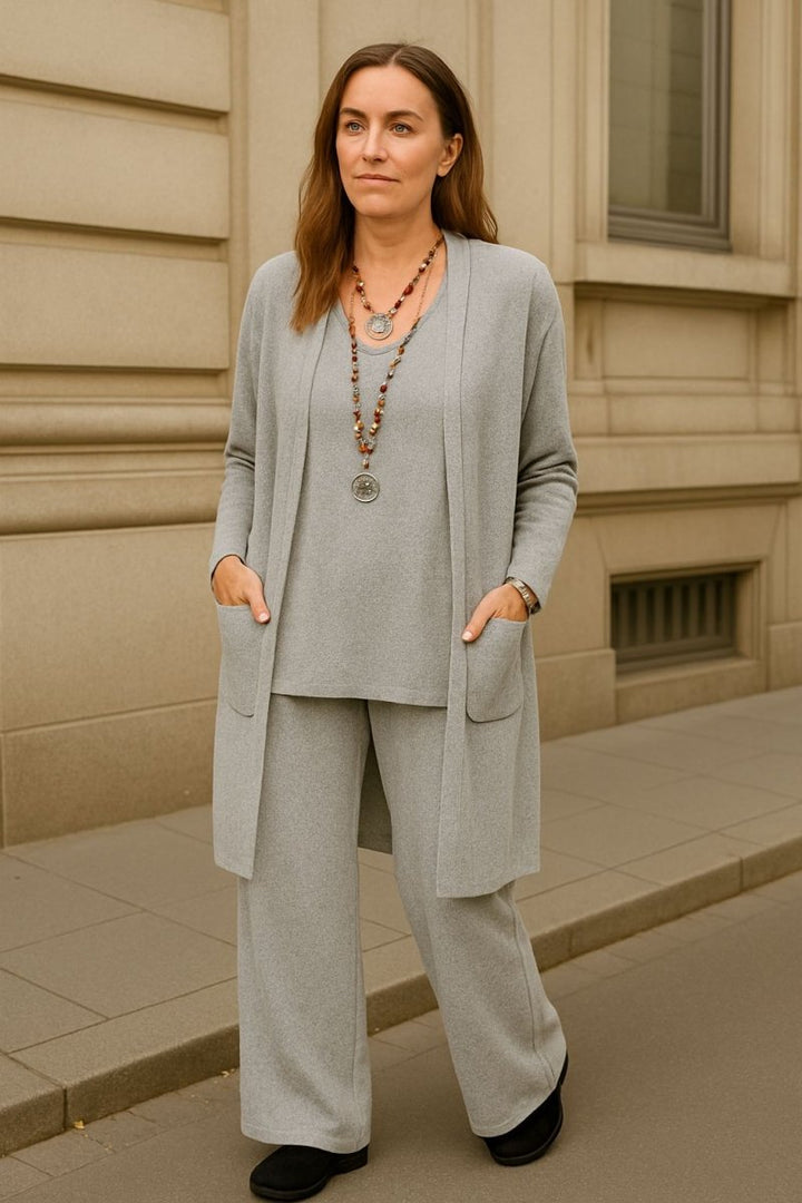 Julia Cardigan, Top &amp; Pants