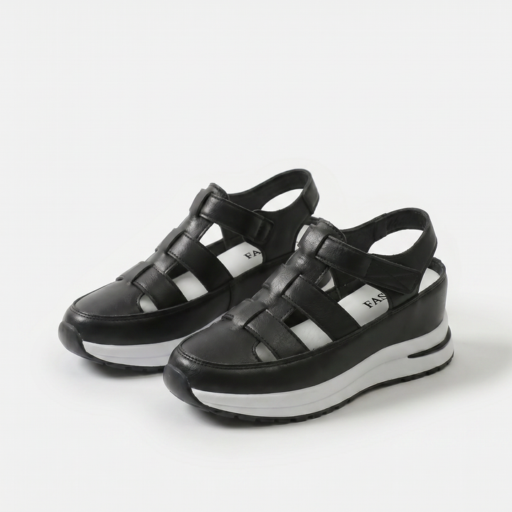 Loni perfectly cushioned sandals for women